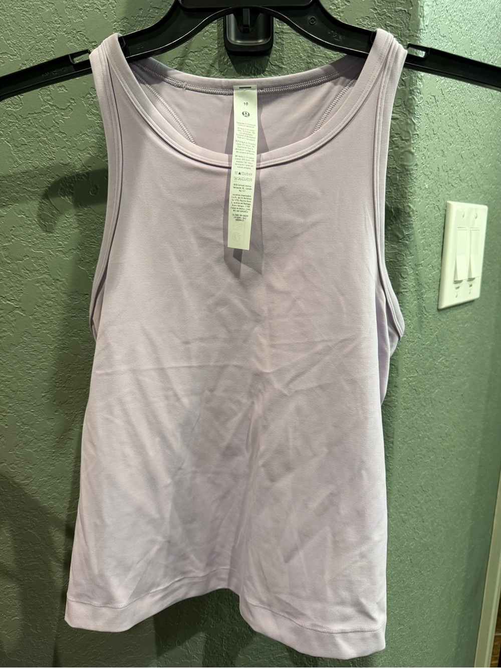 Lululemon align tank waist length